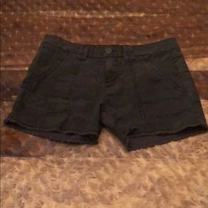 Sanctuary Camo Cutoff shorts